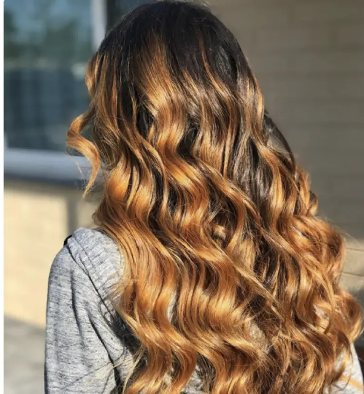 Ombre Base Honey Curls Extra Long Hairstyle