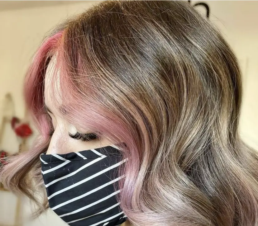 Dity Blonde Highlights With a Hint of Pink