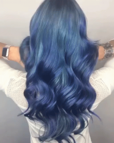 Blue-Green-Shade-of-Mermaid-Hair
