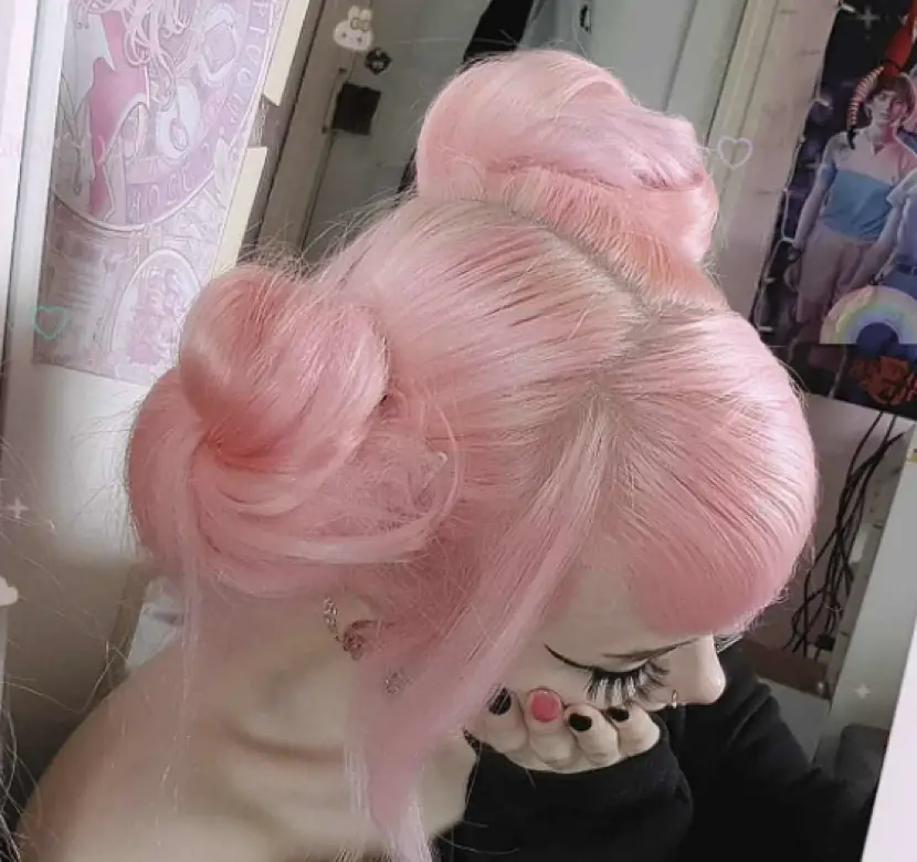 Updo Alt Hairstyle