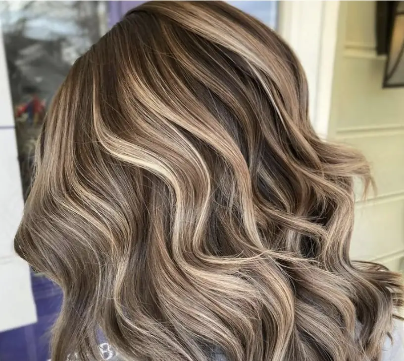 Chestnut Blonde with a Dirty Chestnut Color