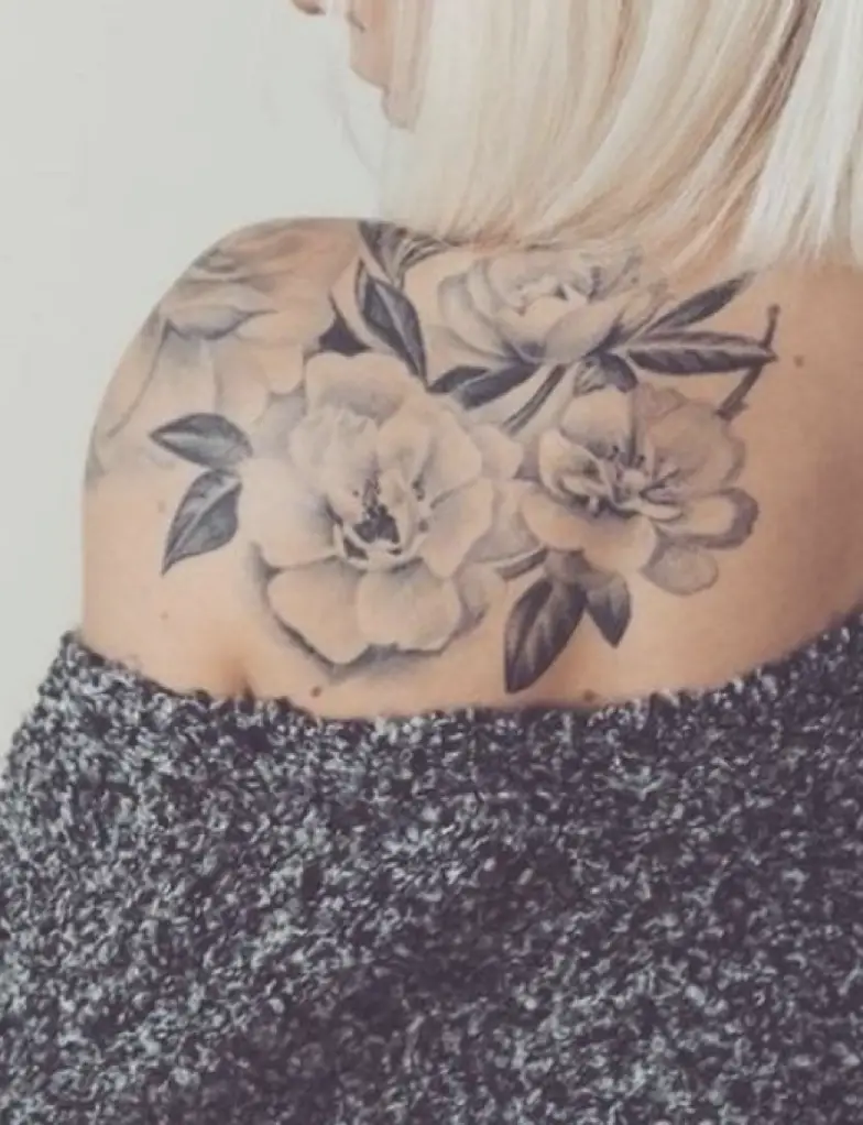Women Back Shoulder Tattoo